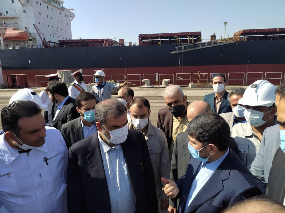 بازدید معاون اقتصادی رئیس جمهور از توانمندی‌های گروه کشتیرانی جمهوری اسلامی ایران