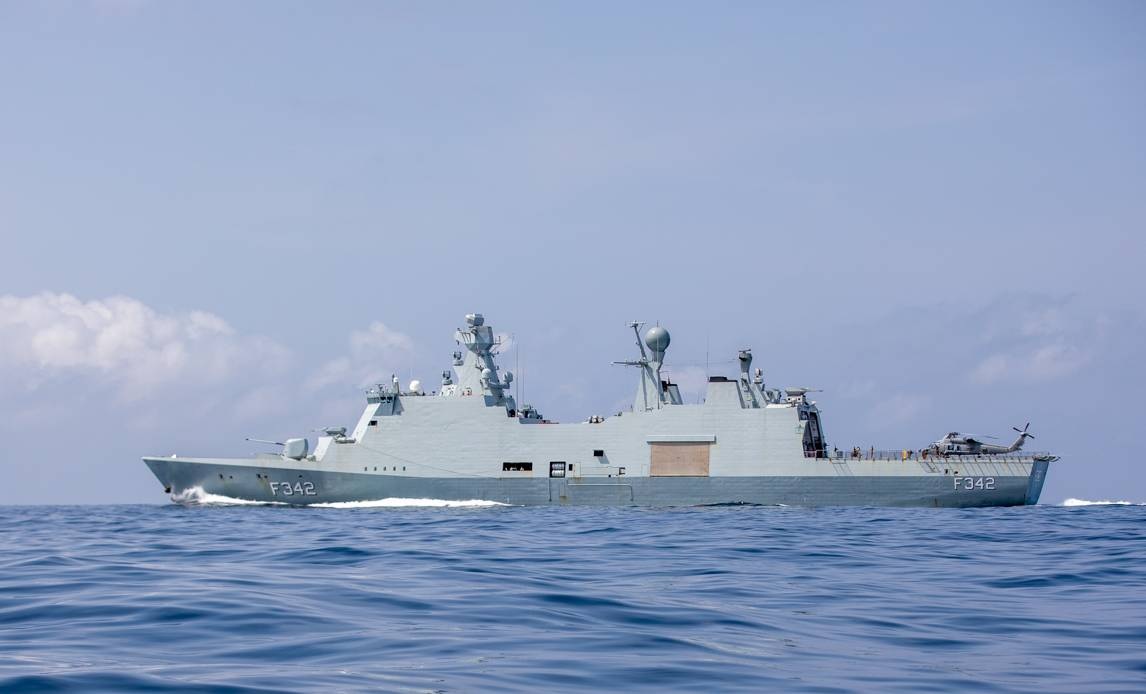 درگیری گشت دریایی دانمارک با دزدان دریایی در خلیج گینه ۴ کشته داد
