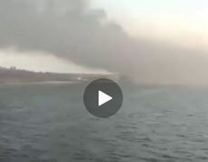 زیرساخت‌های نیروی دریایی اوکراین در آتش سوخت (فیلم)