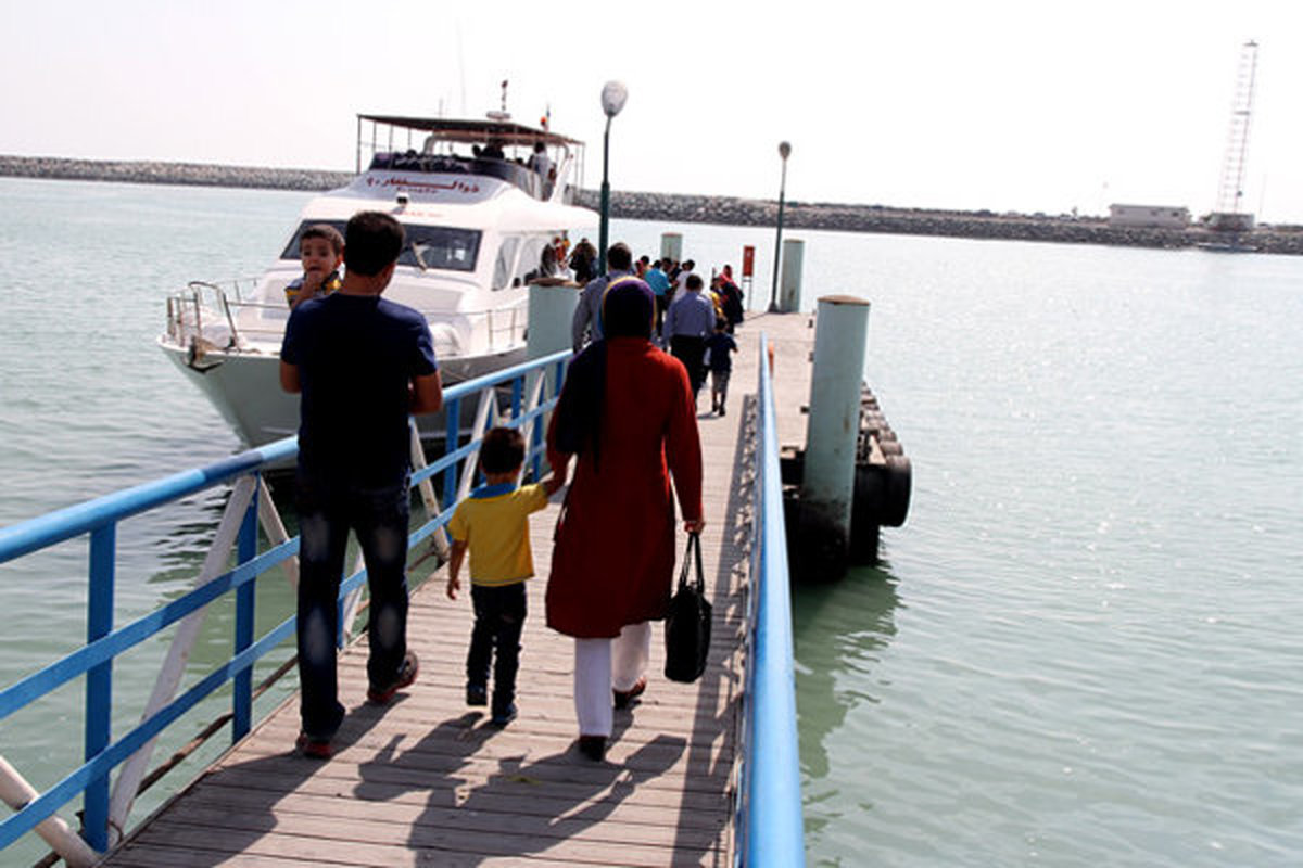 ایمنی تردد سفرهای دریایی مسافران نوروزی استان هرمزگان تامین می‌شود