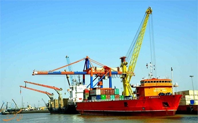 افزایش چشمگیر ترافیک کالا‌های صادراتی از مسیر دریایی بندر خرمشهر به عراق