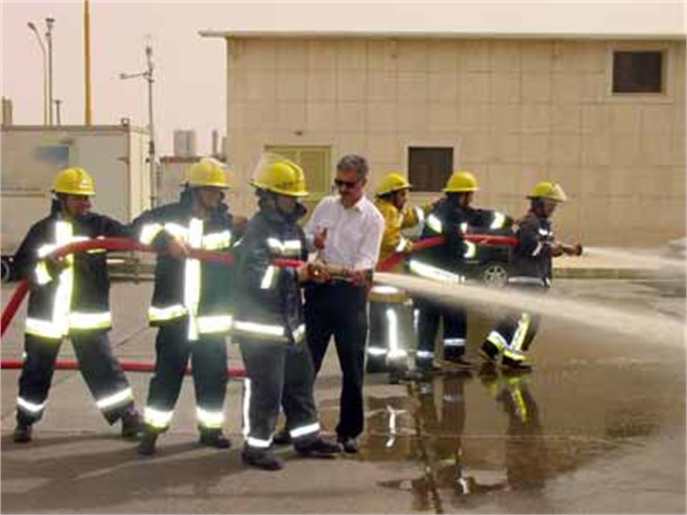 دور آموزشی “تهویه در حریق” آتش‌نشانان بنادر استان بوشهر آغاز شد