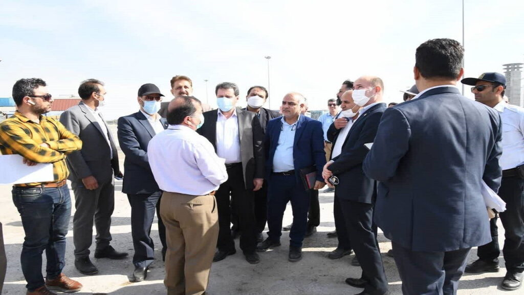  سرمایه گذاری در بنادر خوزستان به منظور تحقق توسعه تجارت دریامحور