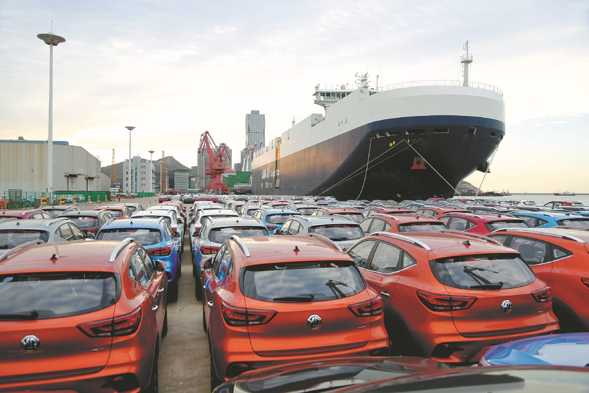 چشم انداز مثبت و سودآور بازار کشتی‌های حمل خودرو در سال ۲۰۲۳