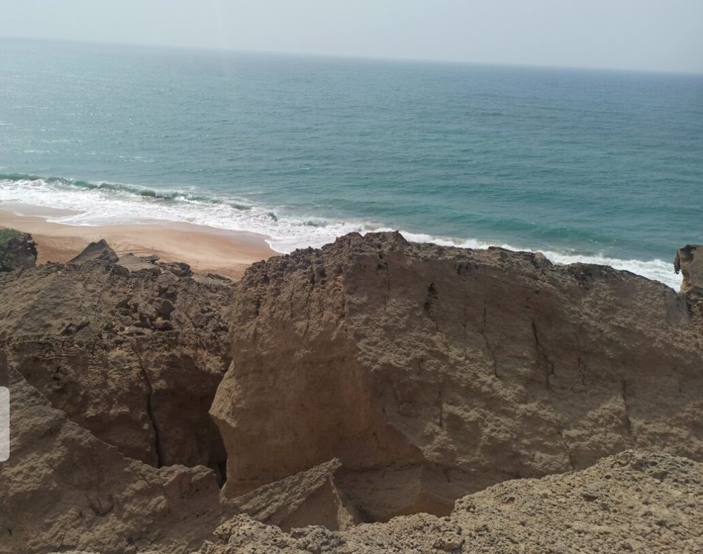 انتقال آب از دریای عمان دغدغه کم‌آبی در شرق کشور را حل می کند