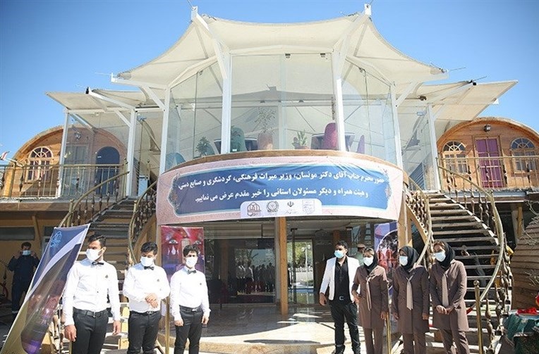 یک مرکز گردشگری ساحلی دریایی در جنوب استان بوشهر افتتاح شد