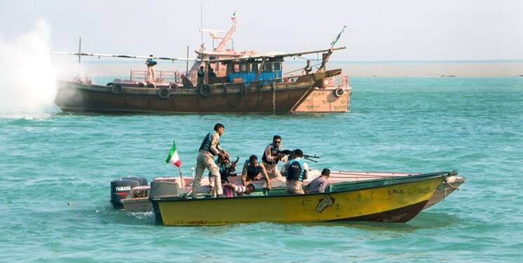 توقیف ۶ فروند شناور حامل کالای قاچاق در خلیج فارس