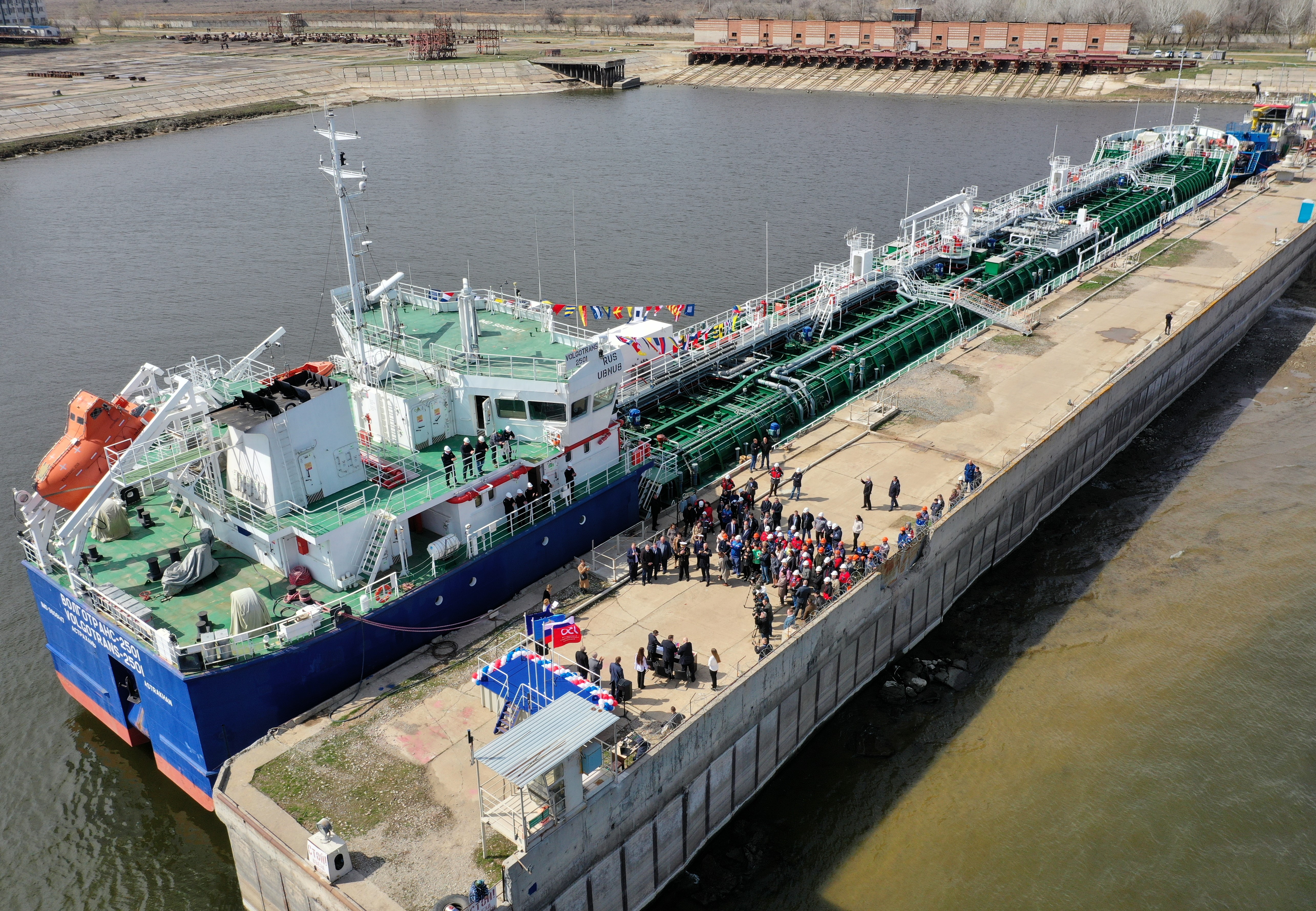 توسعه فعالیت کارخانجات کشتی‌سازی روسیه علی‌رغم تحریم‌ها و جنگ با اوکراین