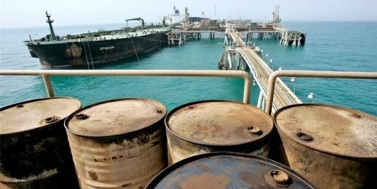 کشف ۱۷ هزار لیتر سوخت قاچاق از یک شناور در بندر بوشهر