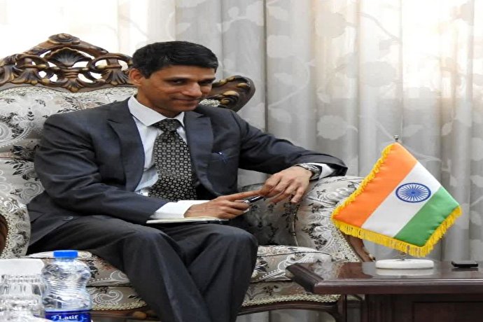 سفیر هند خواستار تشکیل کارگروه ویژه سرمایه گذاری در بندرعباس شد