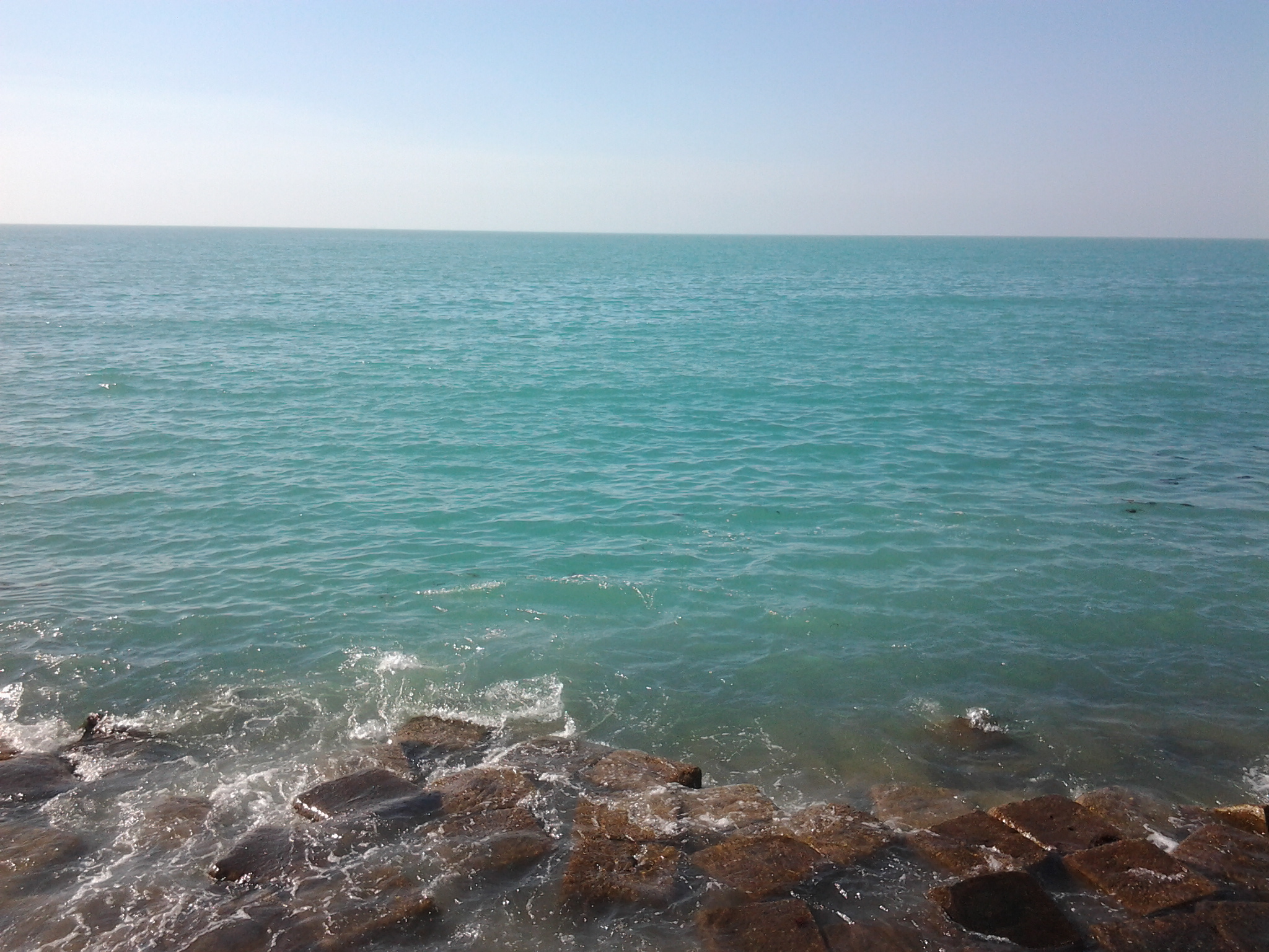 آرامش نسبی در آب‌های شمالی خلیج فارس