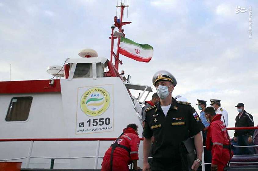 تقابل با دزدان دریایی در رزمایش ایران و روسیه(+ فیلم)
