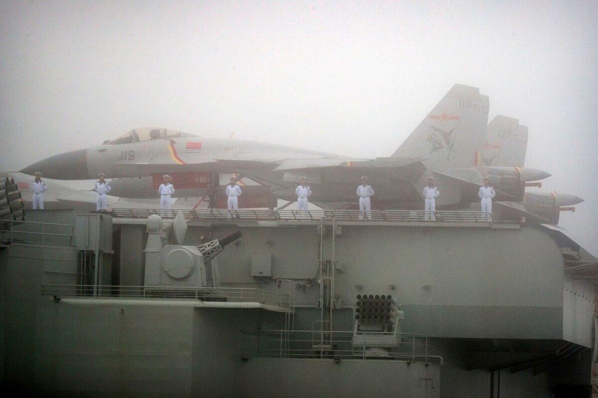 تمرکز نیروی دریایی و هوایی چین بر روی پلتفرم‌های تدارکاتی