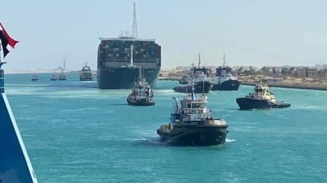 کشتی مسدود کننده کانال سوئز تا پرداخت خسارت مالی همچنان توقیف است