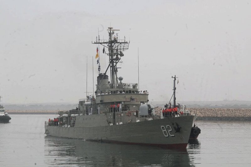 ناوگروه هفتاد و چهارم نیروی دریایی ارتش در بندر چابهار پهلو گرفت
