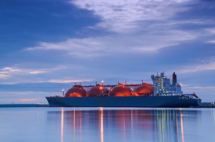 کاهش تجارت دریایی گاز LNG زیرِ سایه کرونا در سال ۲۰۲۰