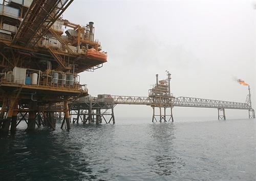 تحقق تولید نفت برای نخستین بار در لایه آسماری بالایی میدان ابوذر