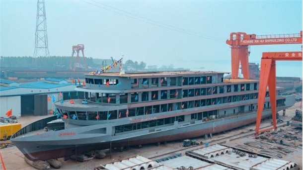 کشتی تفریحی، چین