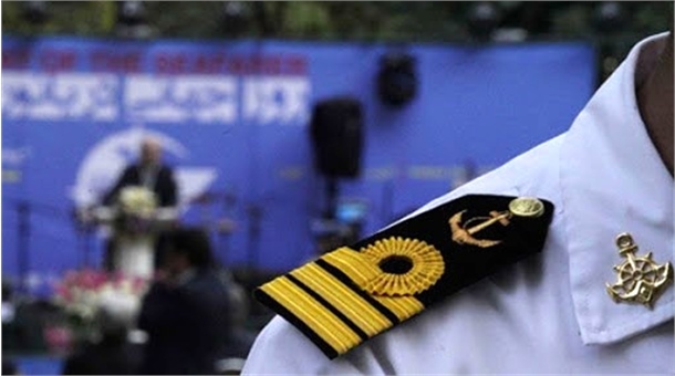 کاپیتان رضا حافظی بیرگانی،عضو هیأت مدیره انجمن صنفی دریانوردان،سازمان بنادر و دریانوردی