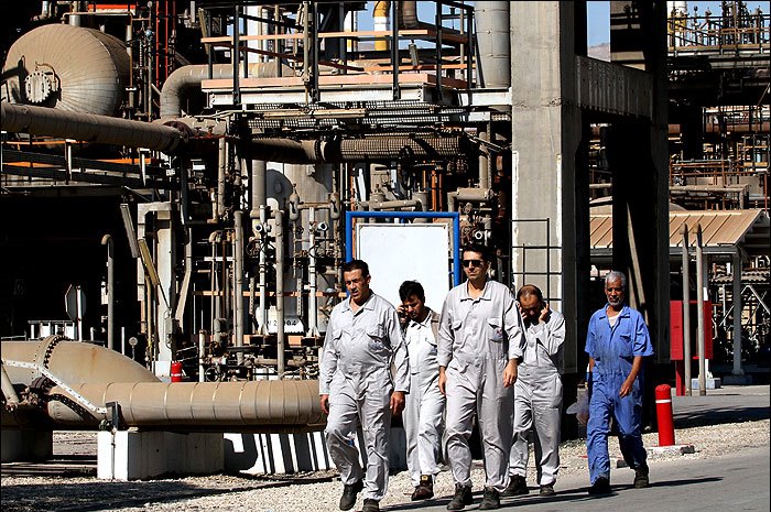 بومی‌سازی ۶۹۰۰ قطعه پالایشگاهی در پالایشگاه نفت بندرعباس