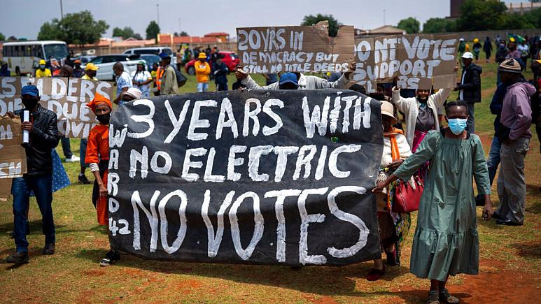 کمبود شدید برق با خاموشی‌های طولانی مدت در آفریقای جنوبی
