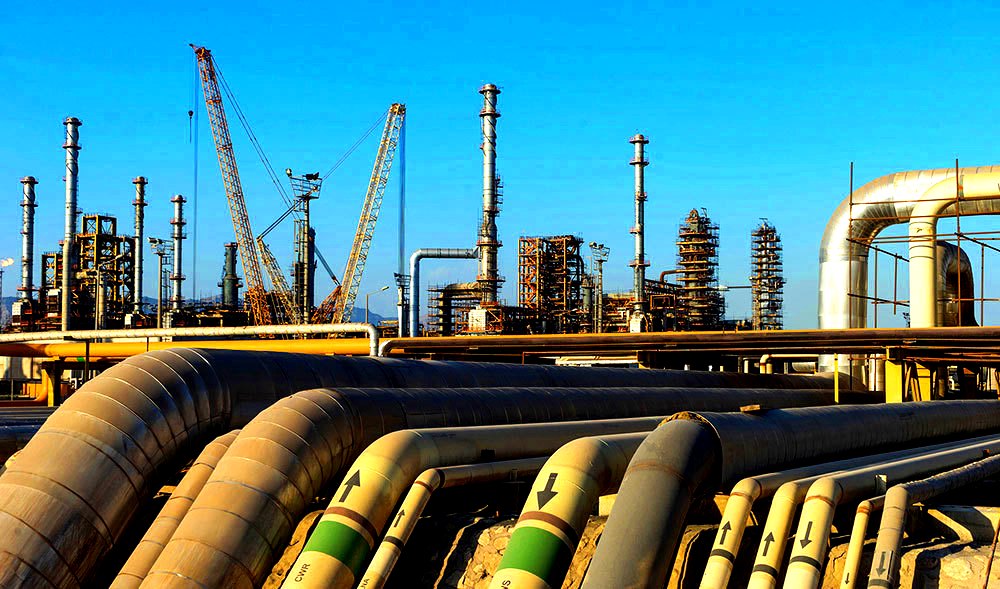 ۴۰ درصد بنزین یورو پنج در پالایشگاه نفت ستاره خلیج فارس تولید می‌شود