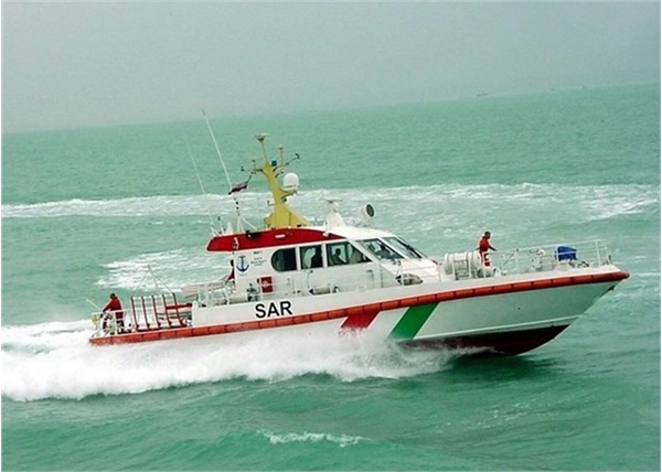 نجات ۳ بوشهری پس از ۴۸ ساعت سرگردانی در آب‌های خلیج فارس