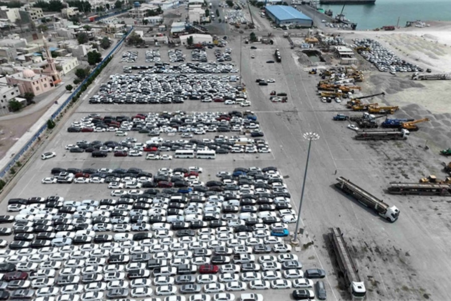 رکورد ترانزیت خودرو در بنادر و دریانوردی بندرلنگه شکسته شد/ جابجایی بیش از 37 هزار خودرو