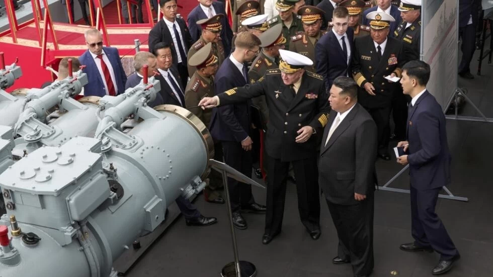 بازدید رهبر کره شمالی از ناوگان اقیانوس آرام نیروی دریایی روسیه+فیلم