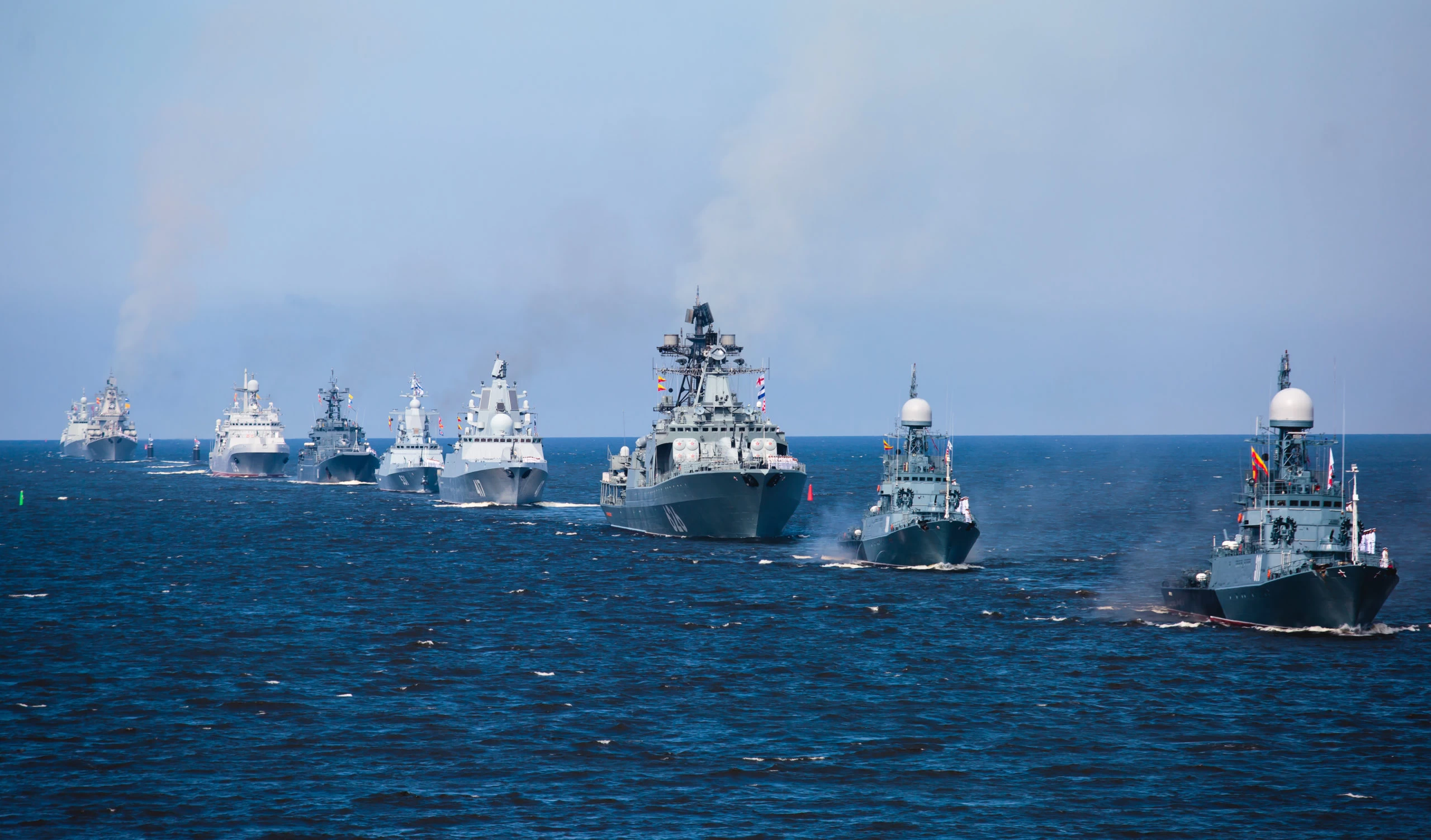 درخواست کشور عضو ناتو: دریای بالتیک را بر روی کشتی های روس ببندیم
