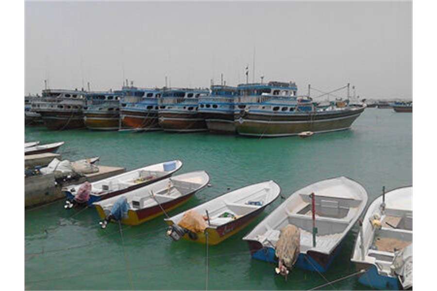 قایق­های صیادی در جزیره کیش پلاک ثبت دائم دریافت کردند
