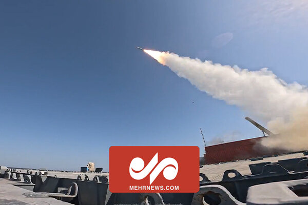 انهدام شبیه‌ساز پایگاه هوایی اسرائیل با موشک‌های عماد و قدر