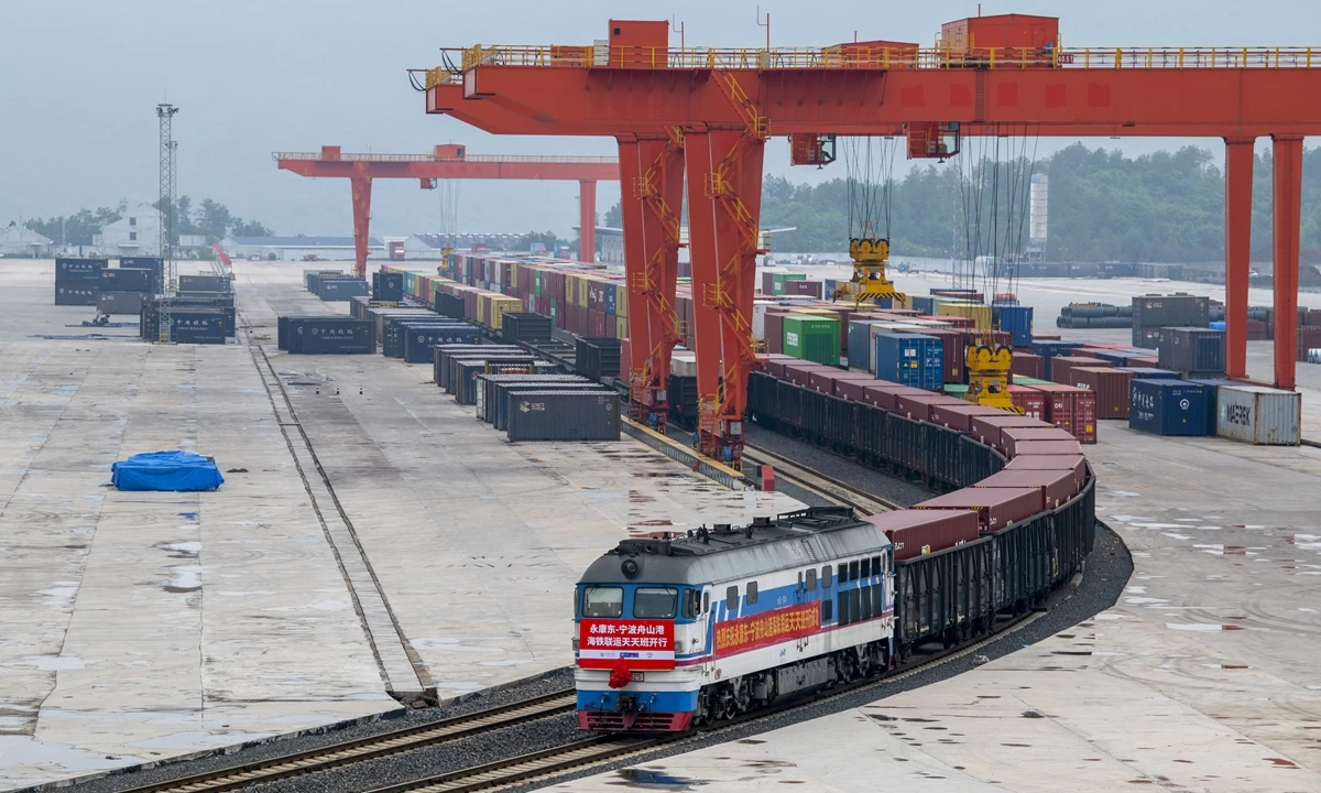 حمل و نقل ترکیبی ریلی – دریایی چین در سال 2024 رکورد زد