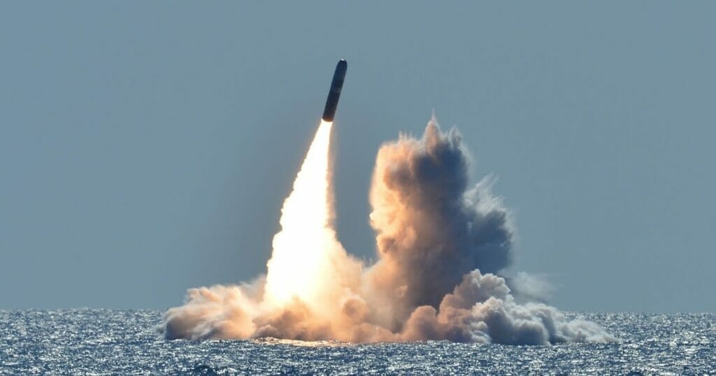 موشک اتمی نظامی نیروی دریایی آمریکا
