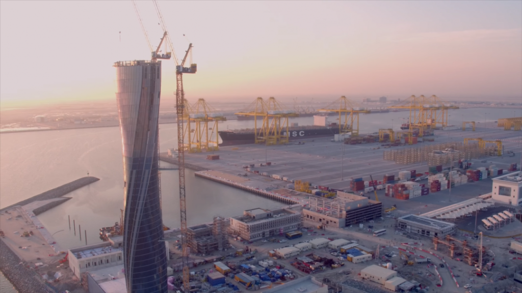 برج مراقبت بندر حمد قطر