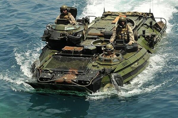 زره پوش آبی-خاکی آمریکا - Assault Amphibious Vehicle