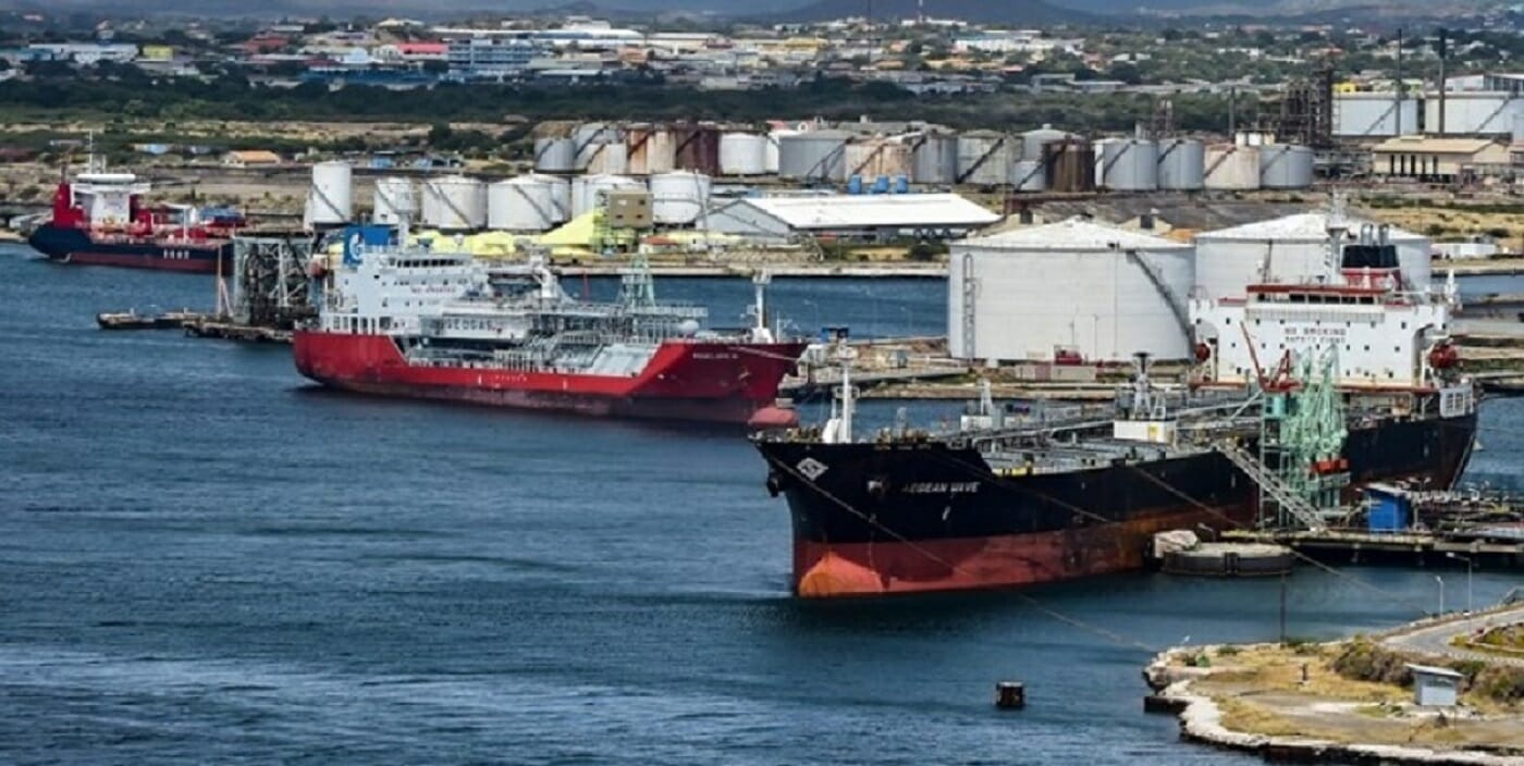 توقیف کشتی ایرانی حامل نفت در بندر کراچی