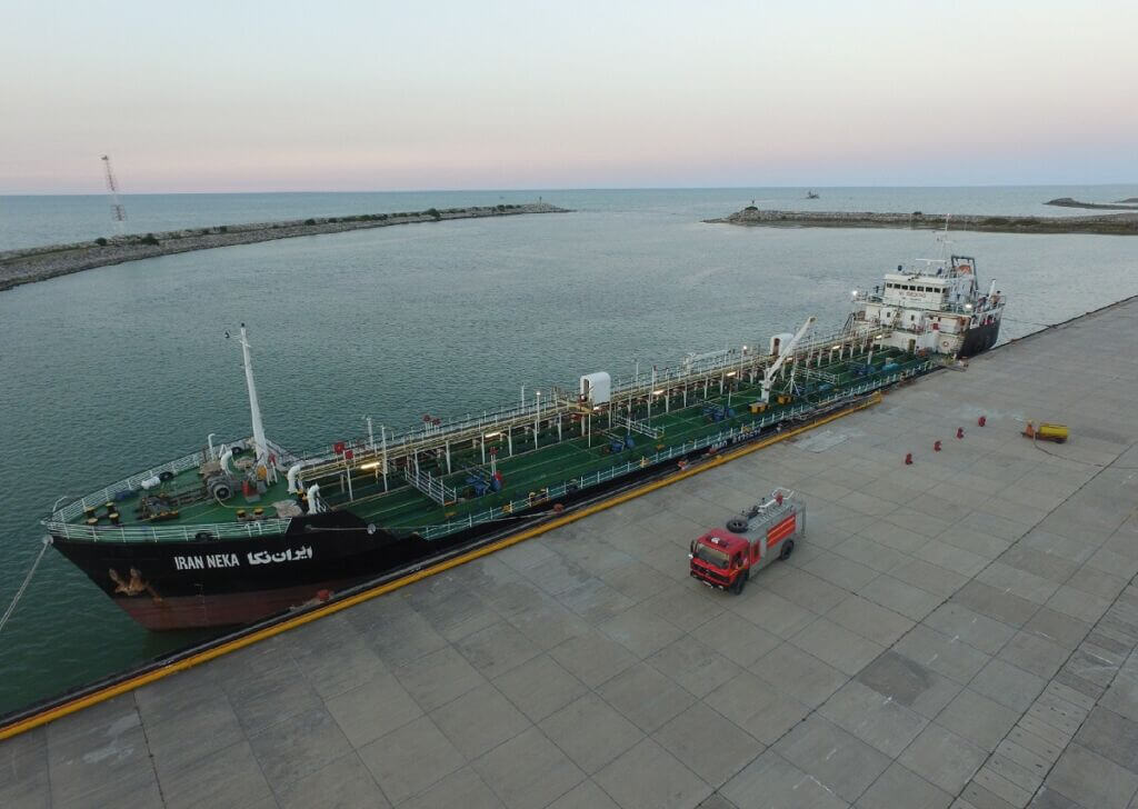 کشتی ایران نکا در بندر فریدونکنار