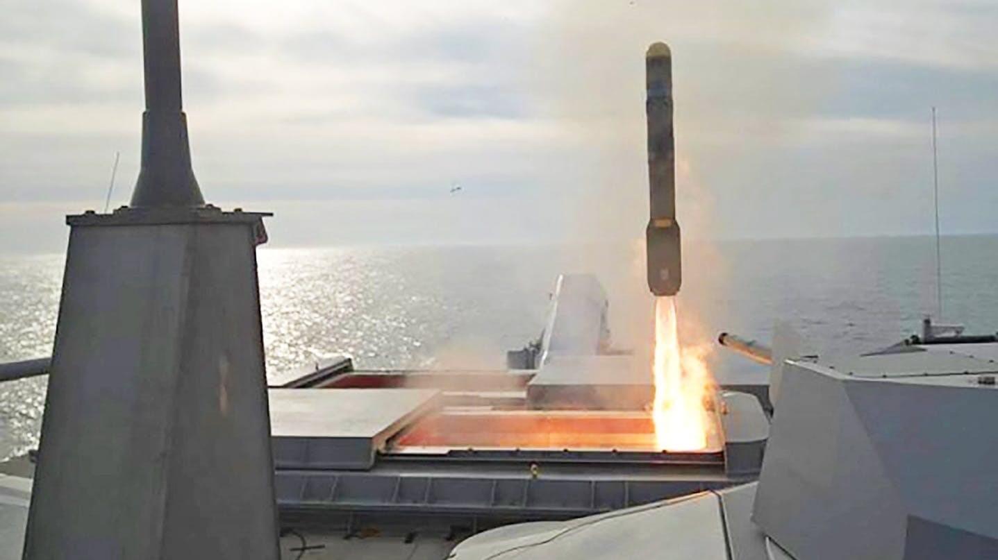 موشک عمود پرتاب کشتی ناوشکن - LVC