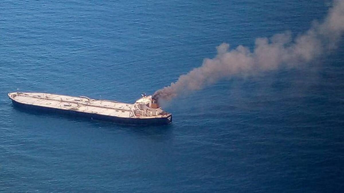 نفتکش هندی الماس جدید در آتش و انفجار - MT NewDiamond ship tanker