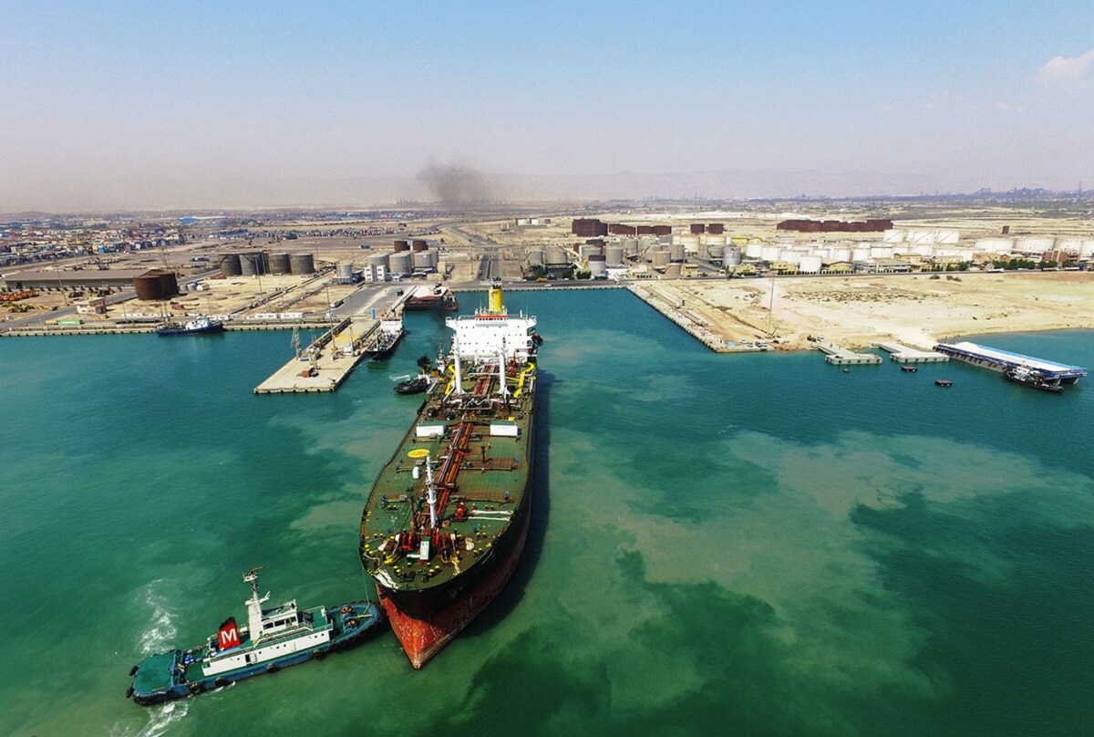 رونق حمل و نقل مواد نفتی در بندر خلیج فارس