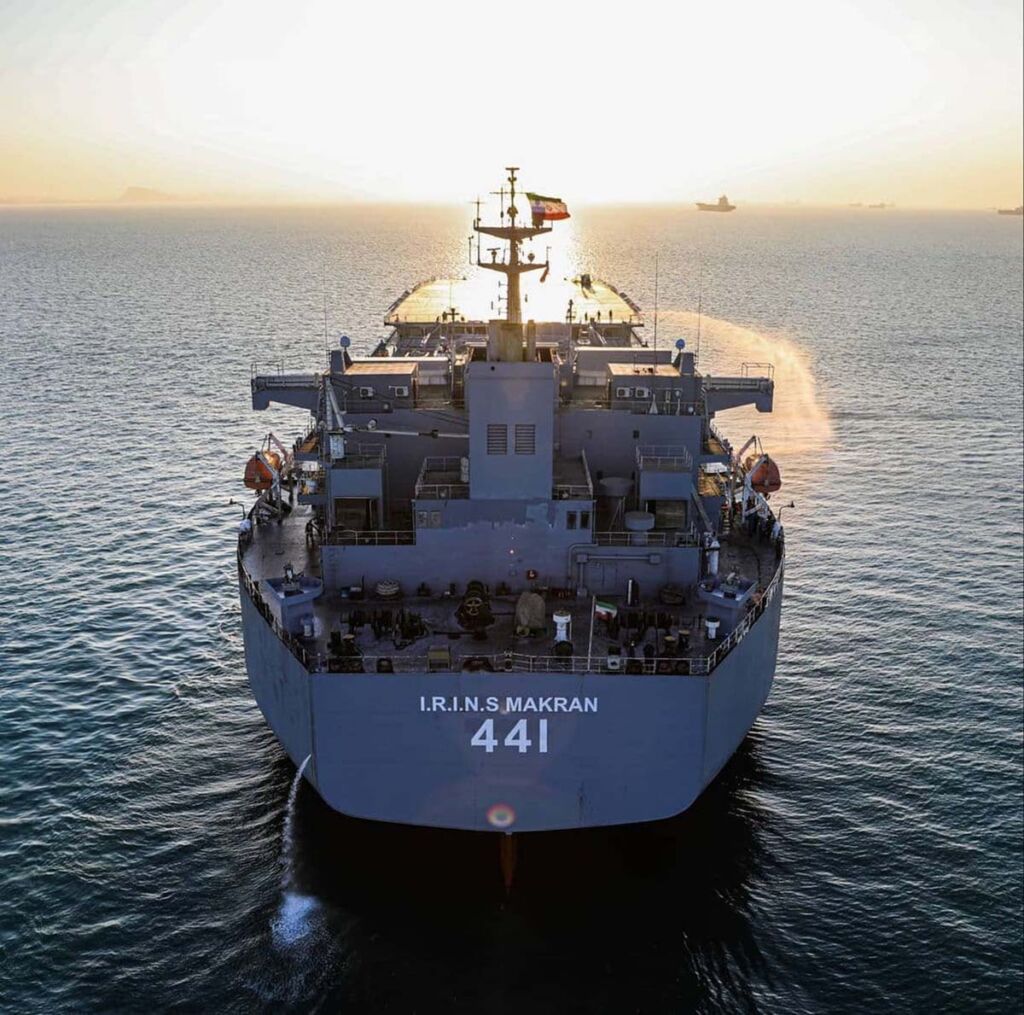 ناو بندر مکران نیروی دریایی ارتش با کد بدنه 441