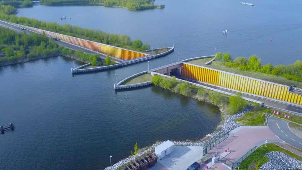 پل آبی ولوومیر هلند-Veluwemeer Aqueduct